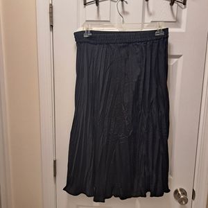 Black Vertical Wrinkle skirt